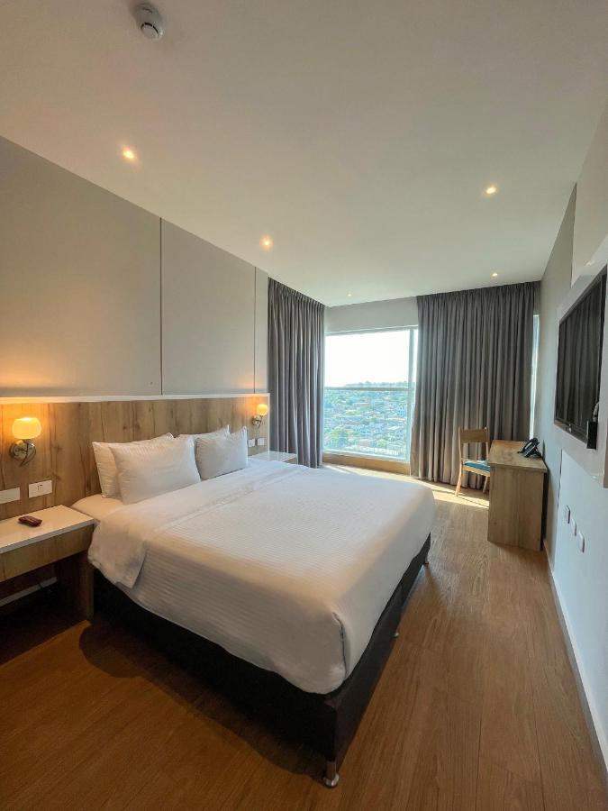 Wyndham Garden Cartagena Hotel Exterior foto