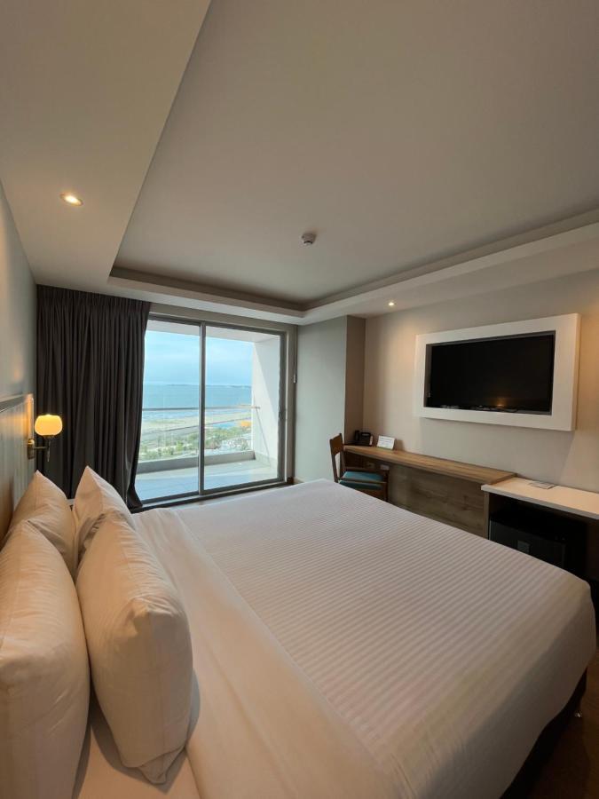 Wyndham Garden Cartagena Hotel Exterior foto